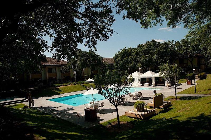 The Hotel Fresno Exterior foto
